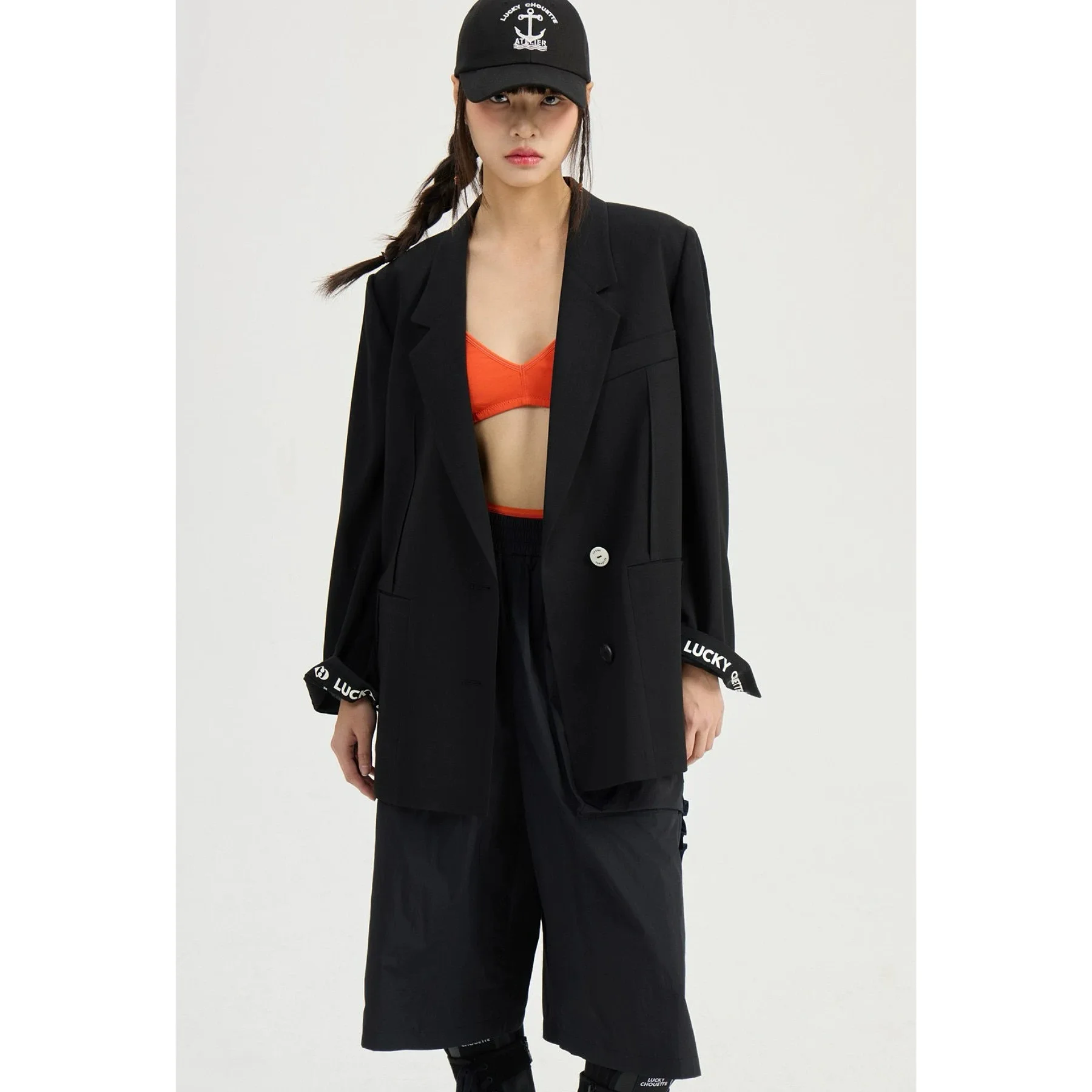 

Lemon Cheese LUC25 Осенний костюм Jaet Повседневный воротник Асимметричный подол Длинное пальто средней длины для поездок на работу