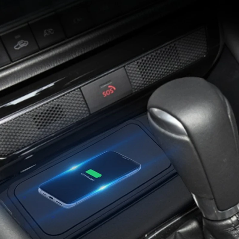 Car Wirless Charger For Mazda Atenza 2022 2023 2024 15W Quick Charging Center Console Mobile Phone Charger Accessories