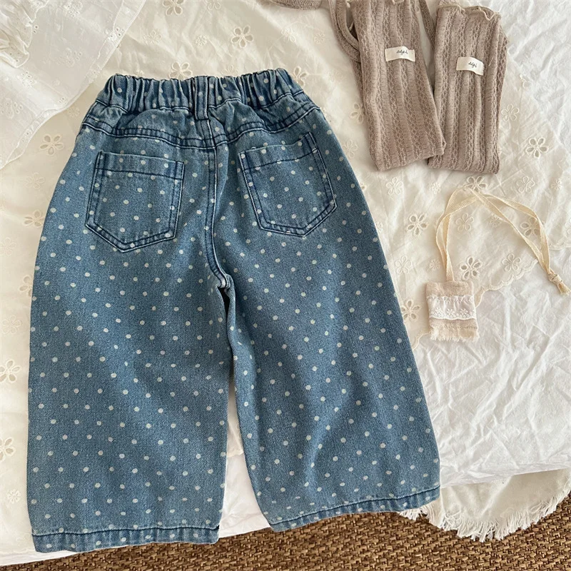 

Детские повседневные брюки в стиле ретро, широкие брюки с эластичной резинкой на талии для маленьких девочек, осень 2022, новые свободные джинсы в горошек для девочек, милые