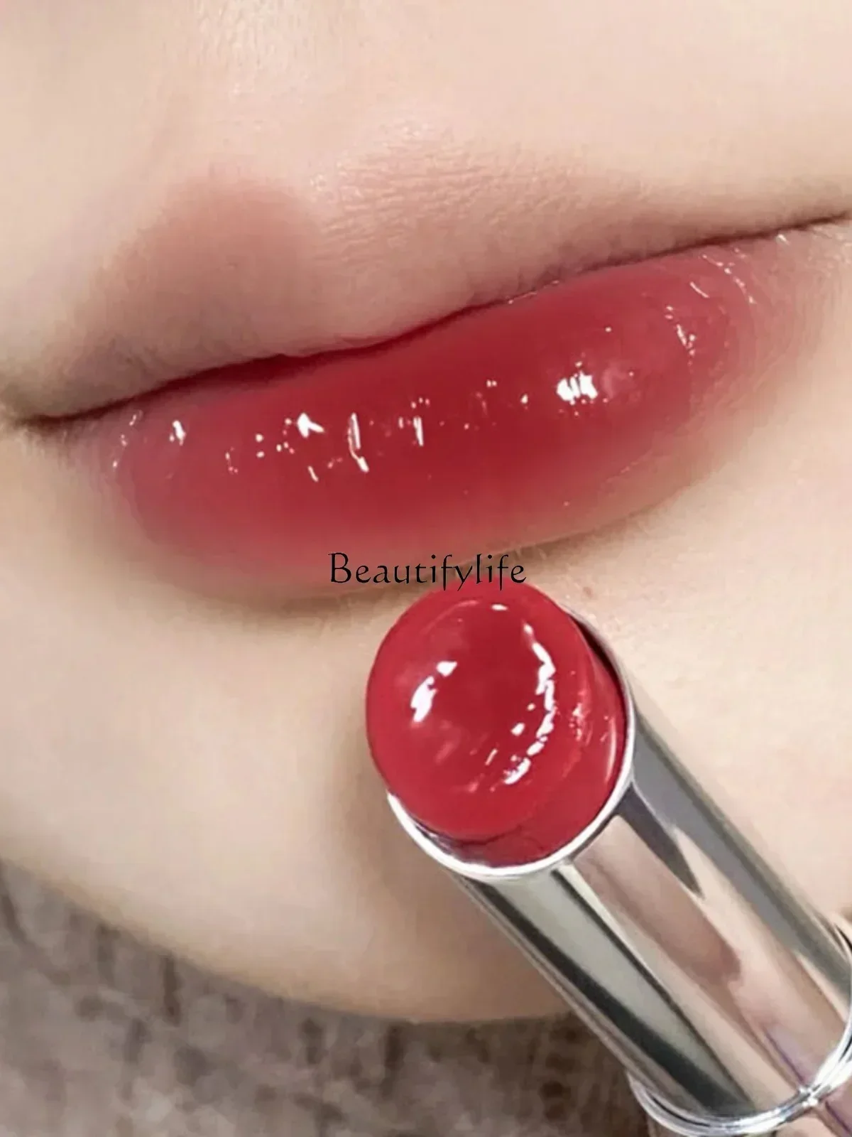 

Waxberry Wine Lipstick Water Light Nourishing Moisturizing Nonstick Cup Lip Lacquer Students Look White and Pure