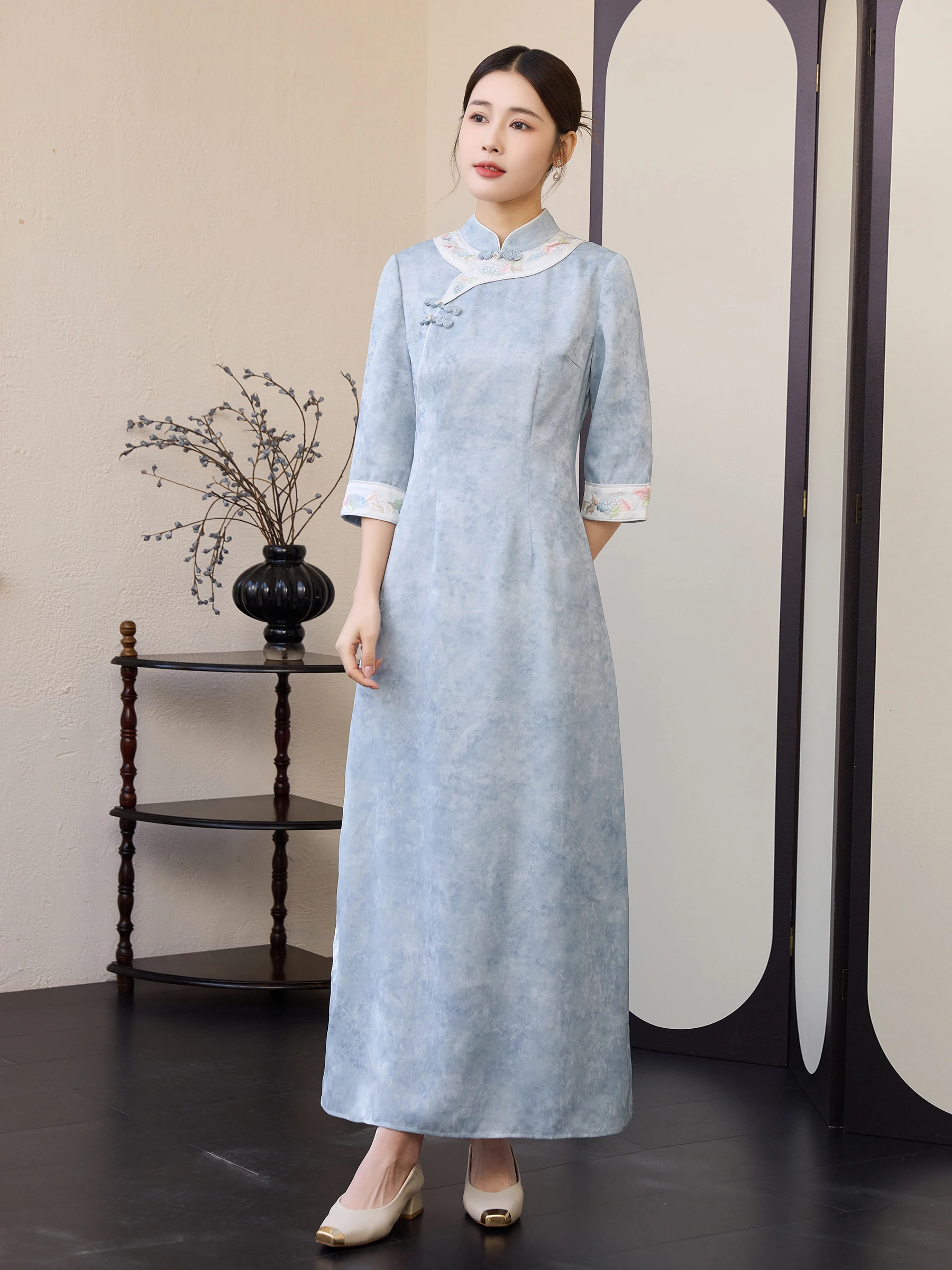 

Новое китайское женское летнее повседневное платье с вышивкой, новинка 2023 года, женское модное длинное Ципао Hanfu Dr