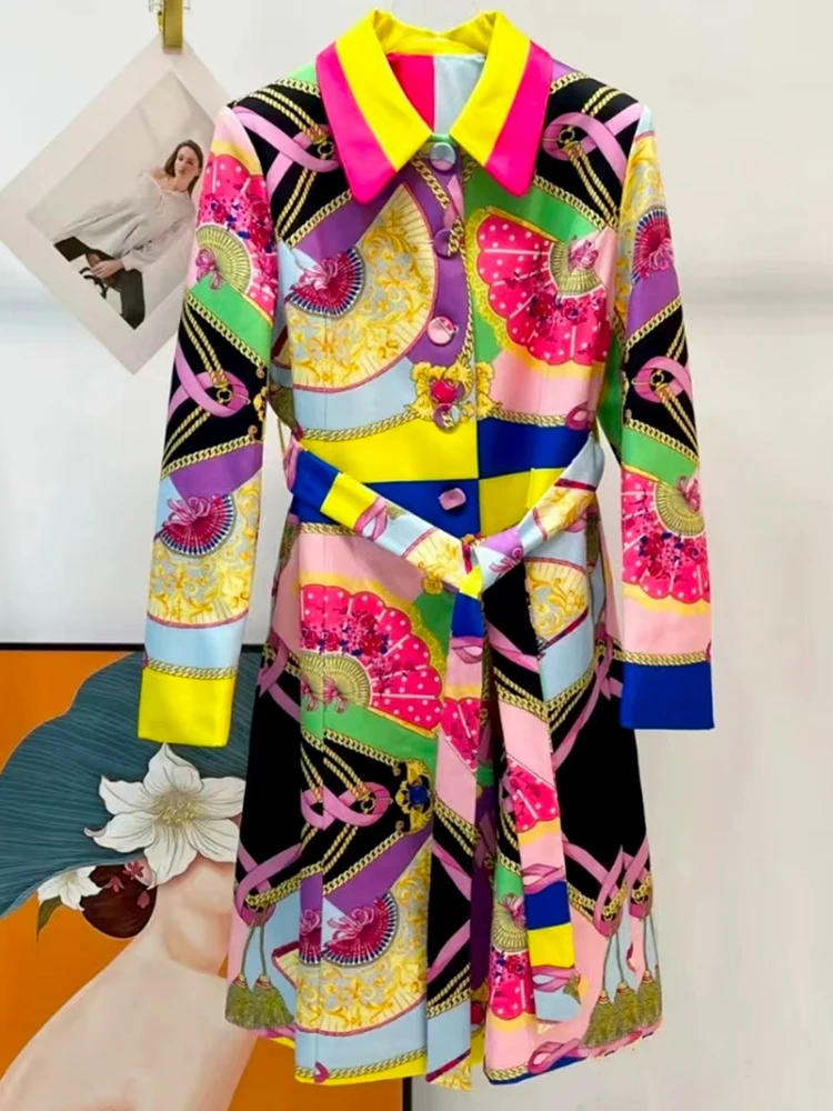 

Autumn 2025 women's new temperament printing single-breasted long-sleeved windbreaker fashion tie waist A long coat.