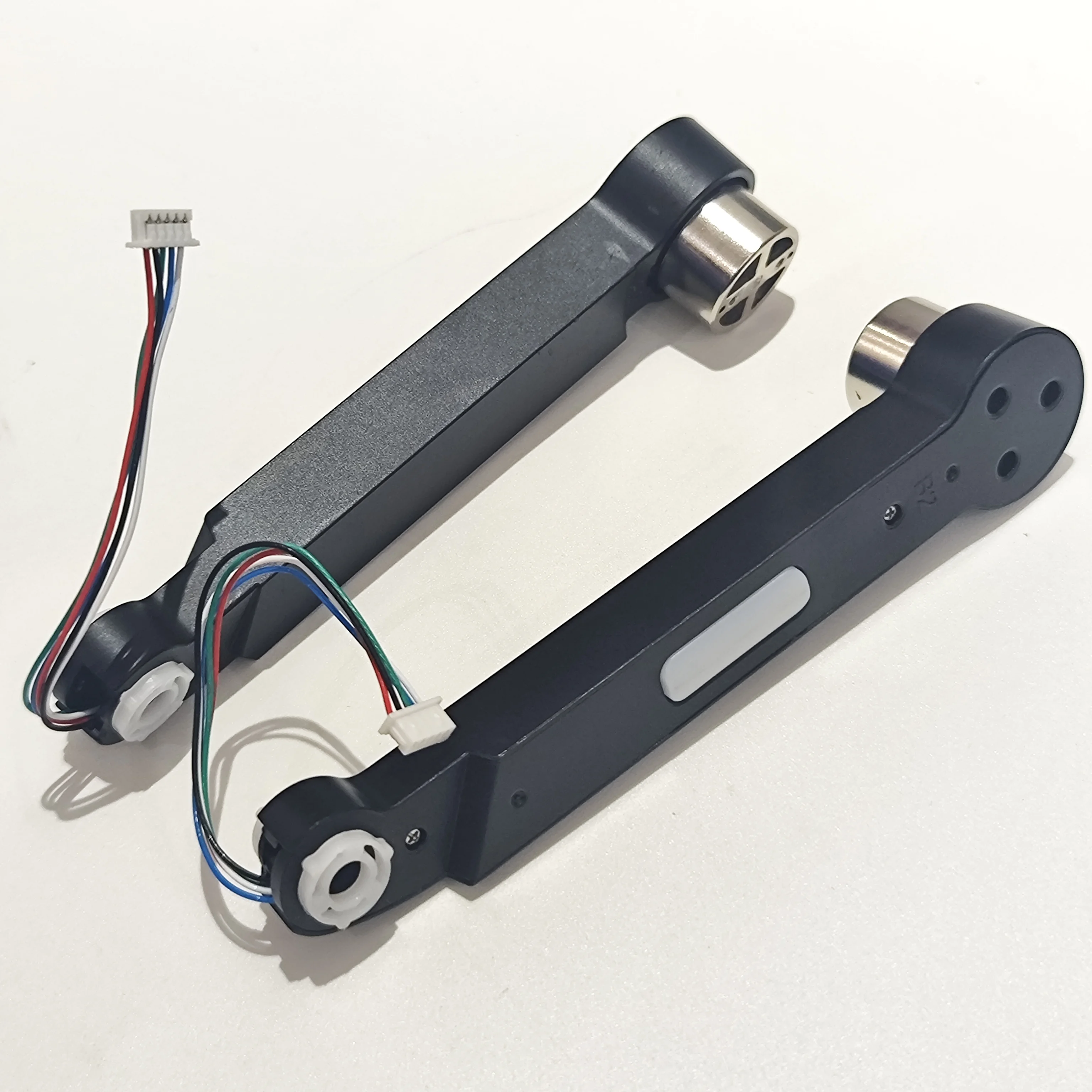 2PCS K919MAX Brushless Motor Rear Arm A2B2 for K919 MAX Foldable RC Quadcopter Drone Original Motor-Arm Replacement Accessories