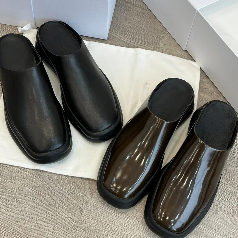 2022 Autumn and Winter Women Shoes Fashion and Leisure Trend Simple Black Modern Slippers