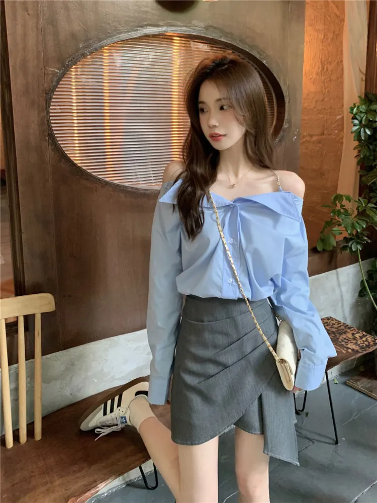 Korean Sle Loose Long Sve Chain irt Unique Chic oulder Bared Women's Top Commute Faion Button Detail Polyester Fiber