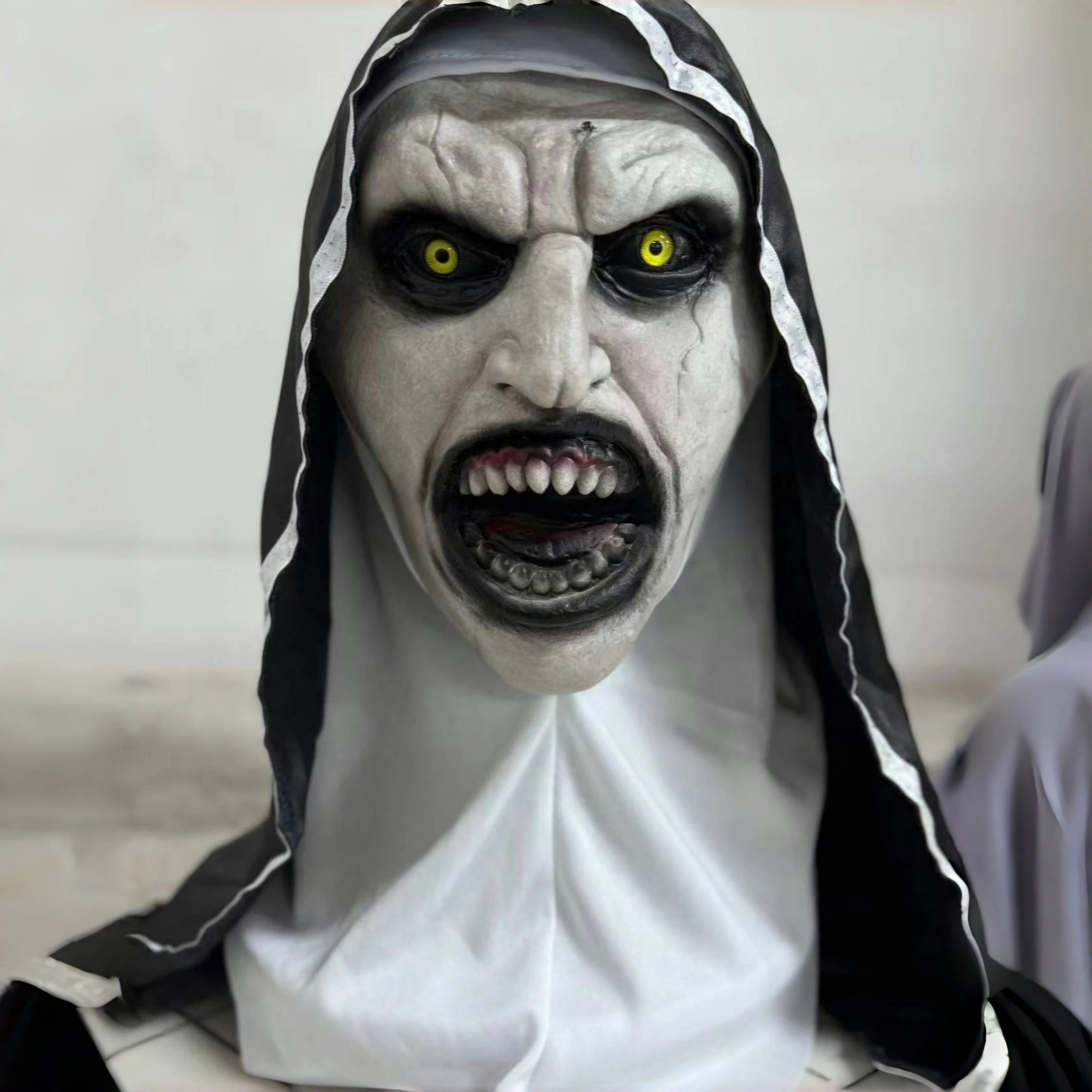 Nun maschere in lattice con turbante Valak per le donne Halloween Evil Daemon Cosplay Costume puntelli Horror Party femminile Dress Up Helmet Prop