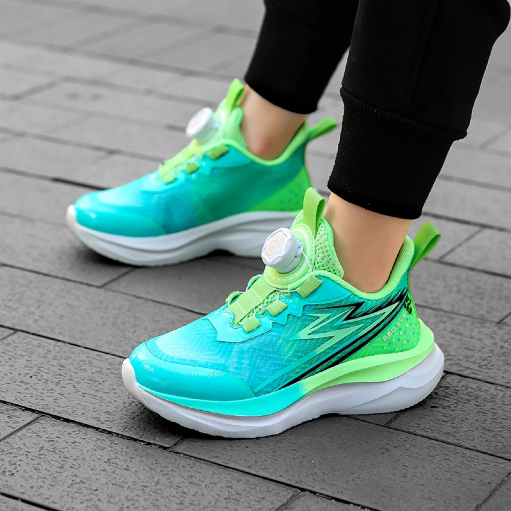 

New Children's Flat Shoes Non-slip Casual Sneakers Boys Girls Running Shoes Outdoor Sports Trainers Breathable Mesh Kids Shoes