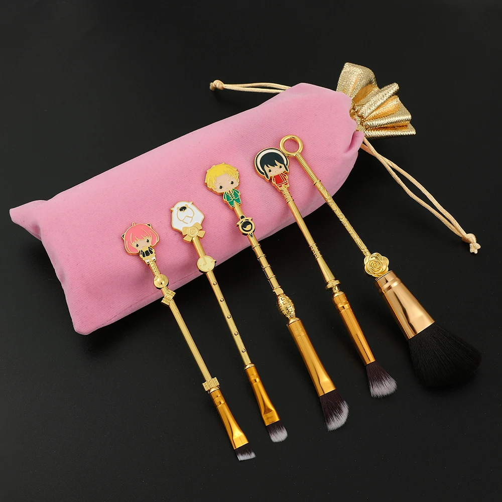 Japońskie anime SPY×FAMILY Pędzle do makijażu 5 sztuk Przenośne kosmetyki Narzędzie kosmetyczne Miękki róż Korektor Brwi Cień do powiek Pędzel do ust