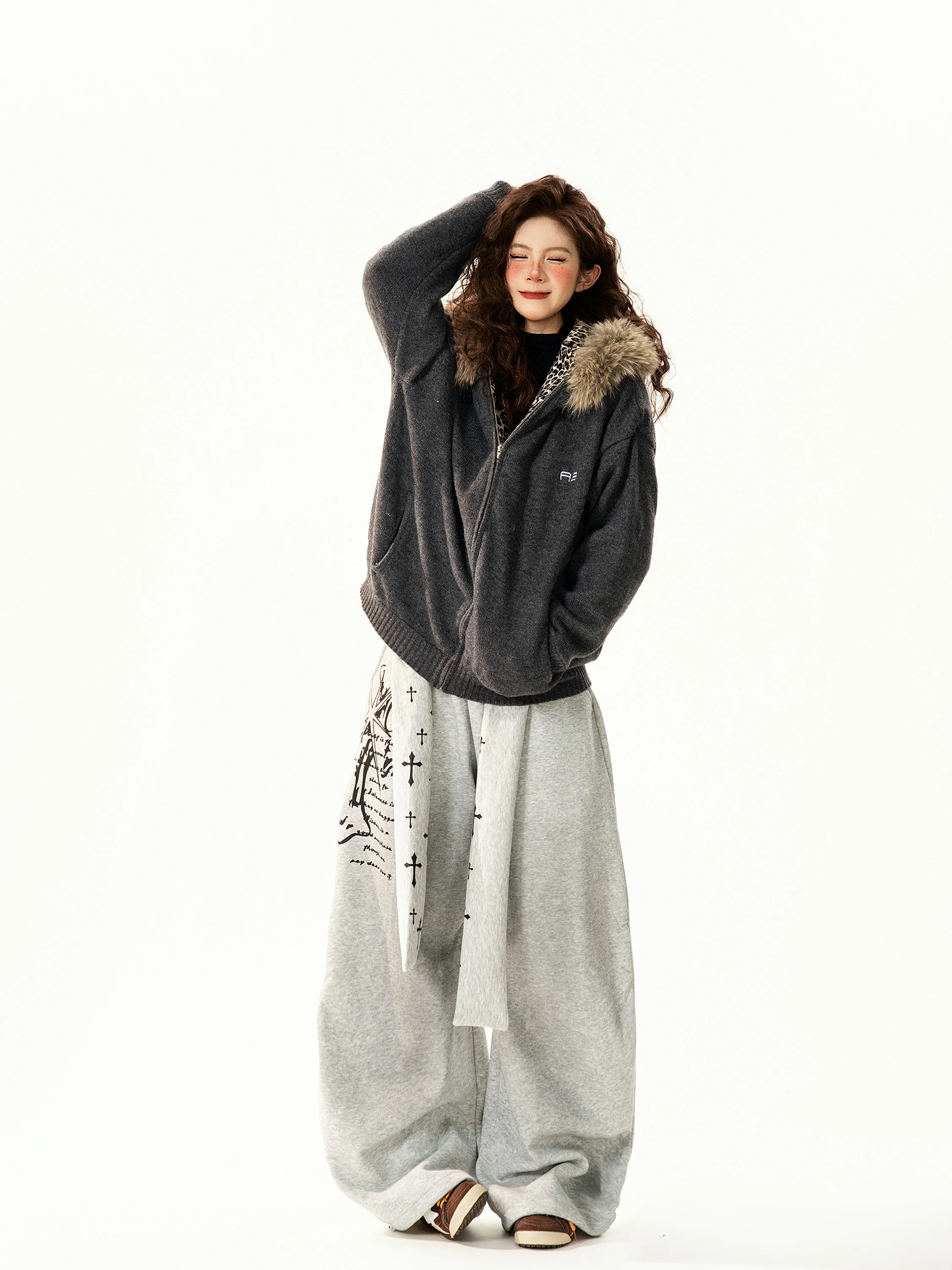 

Ретро-кардиган с леопардовым принтом и воротником из искусственного меха, вязаный, с капюшоном, женский, свободного кроя, на флисовой подкладке, универсальная верхняя одежда, модный тренд