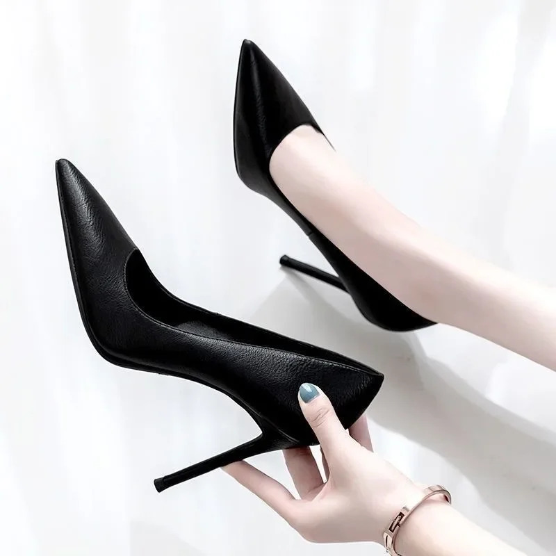 New Soft Leather Black Professional High Heels Female Stiletto All-match Flight Attendant Single Shoes Work Shoes 2026