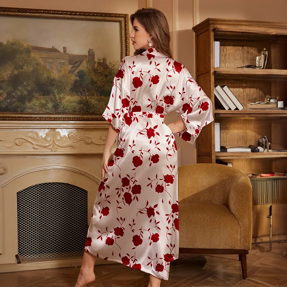 New Style Pajamas for Women Spring and Summer Leisure and Comfortable Thin Ice Silk Printed Robe Home Clothes