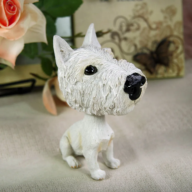 Resin simulation of the world famous dog decoration shaking the head of the dog table decoration Bugger Dalmatian car decoration