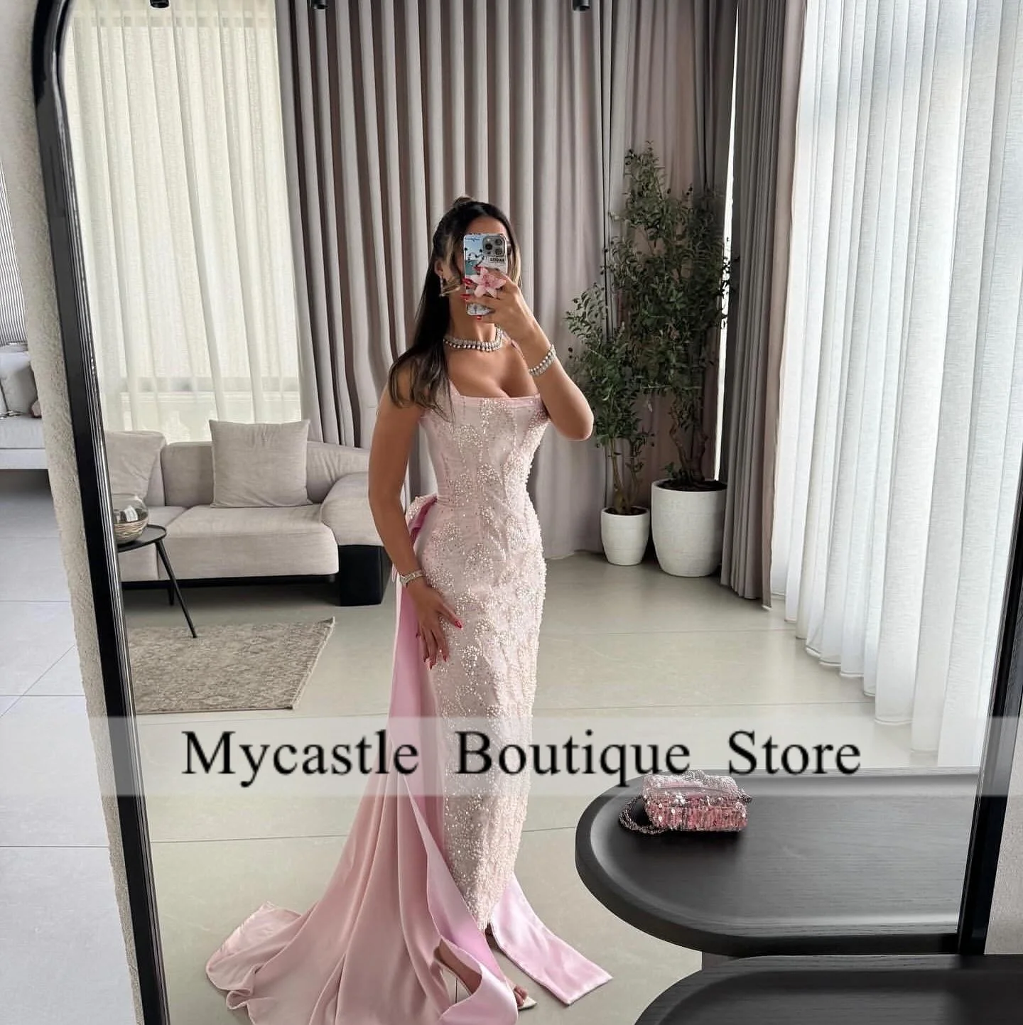 

New Pink Halter Beaded Evening Dress Customized Anke Length Bow At Back Sequined Straight Arabian Prom Gown Long Party Dress