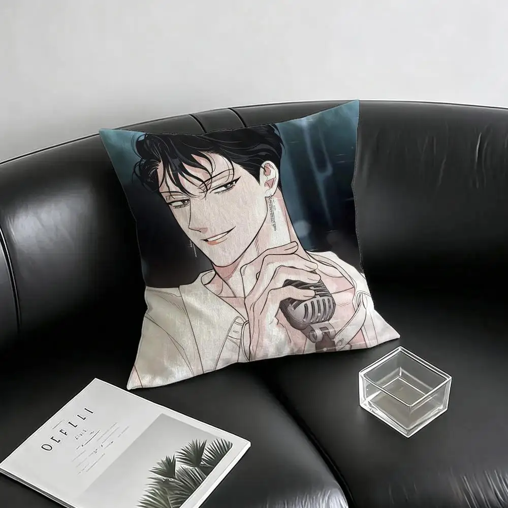 Webtoon Roses and Champagne Cushion Cover Natural Linen Pillowcase Set, All-in-One Decor for Sofa, Bedroom & Chair