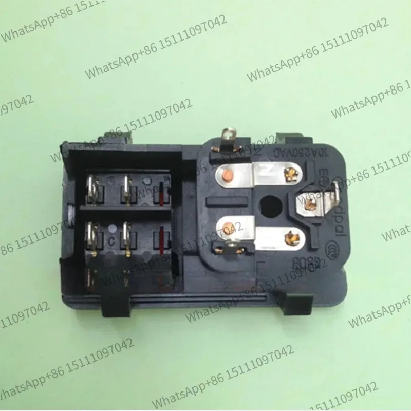 Three in one dual fuse card socket dedicated power socket G808-P23-23