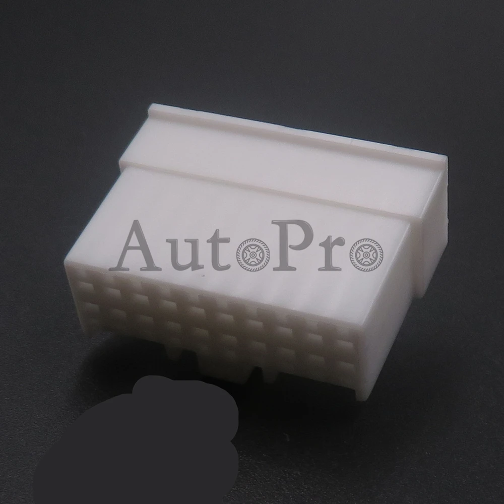 1 Set 20 Hole Auto Accessories AC Assembly MG610363 Automobile Small Power Socket Car Unsealed Connector