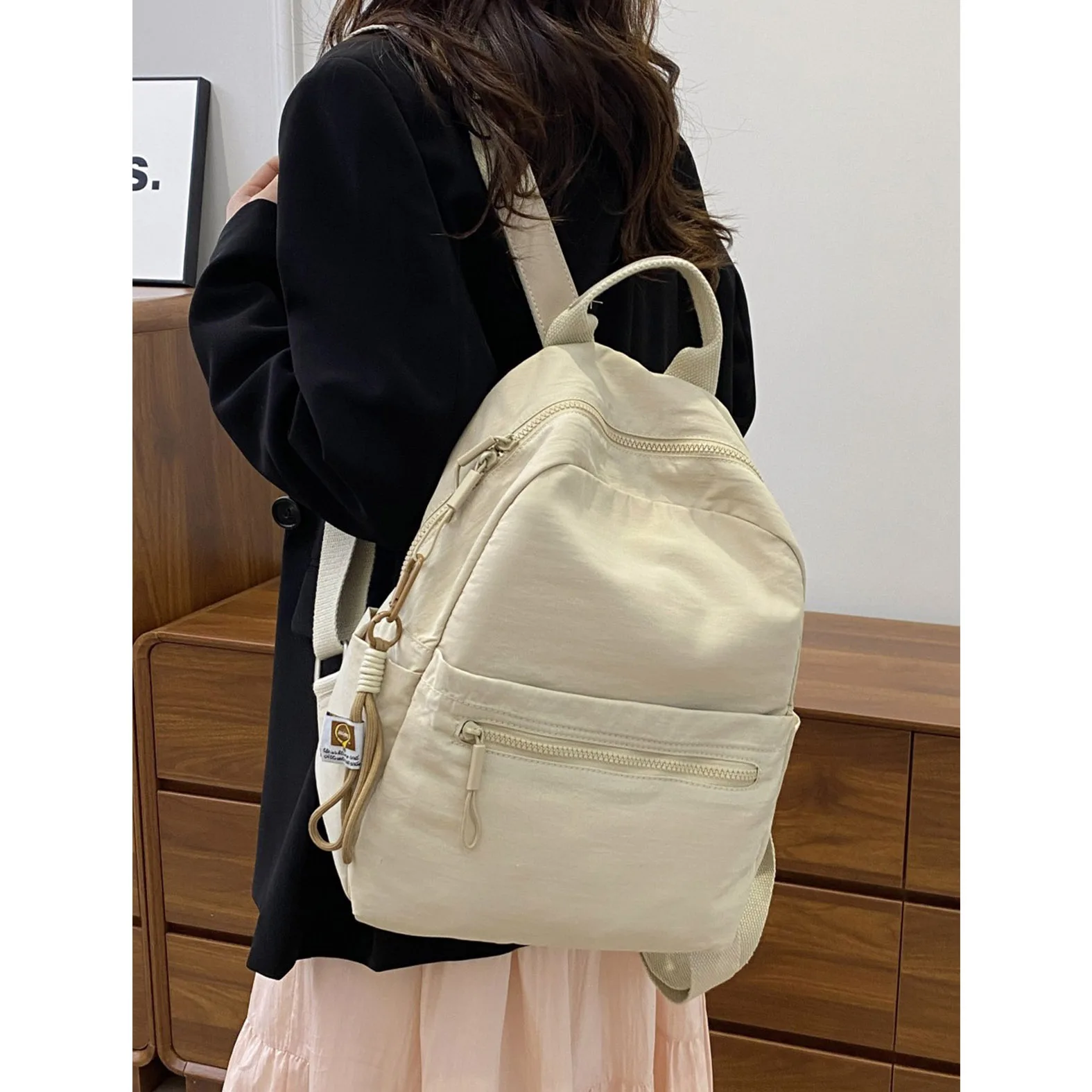 

Backpack new solid color simple texture large capacity backpack women's fresh retro Korean version popular student backpack