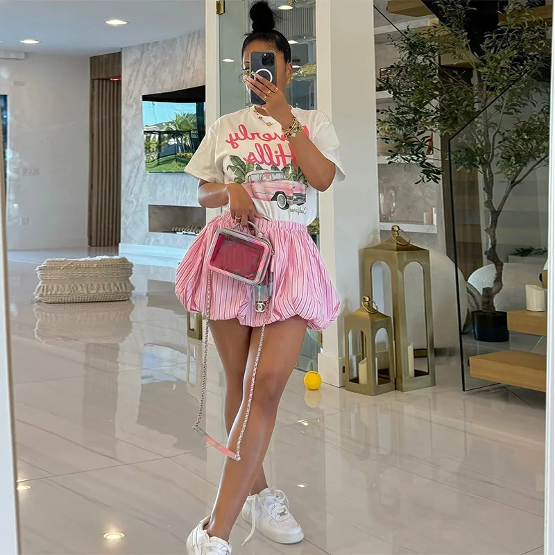 

New fashionable round neck printed short-sleeved T-shirt fluffy striped short skirt set simple and versatile temperament elegant