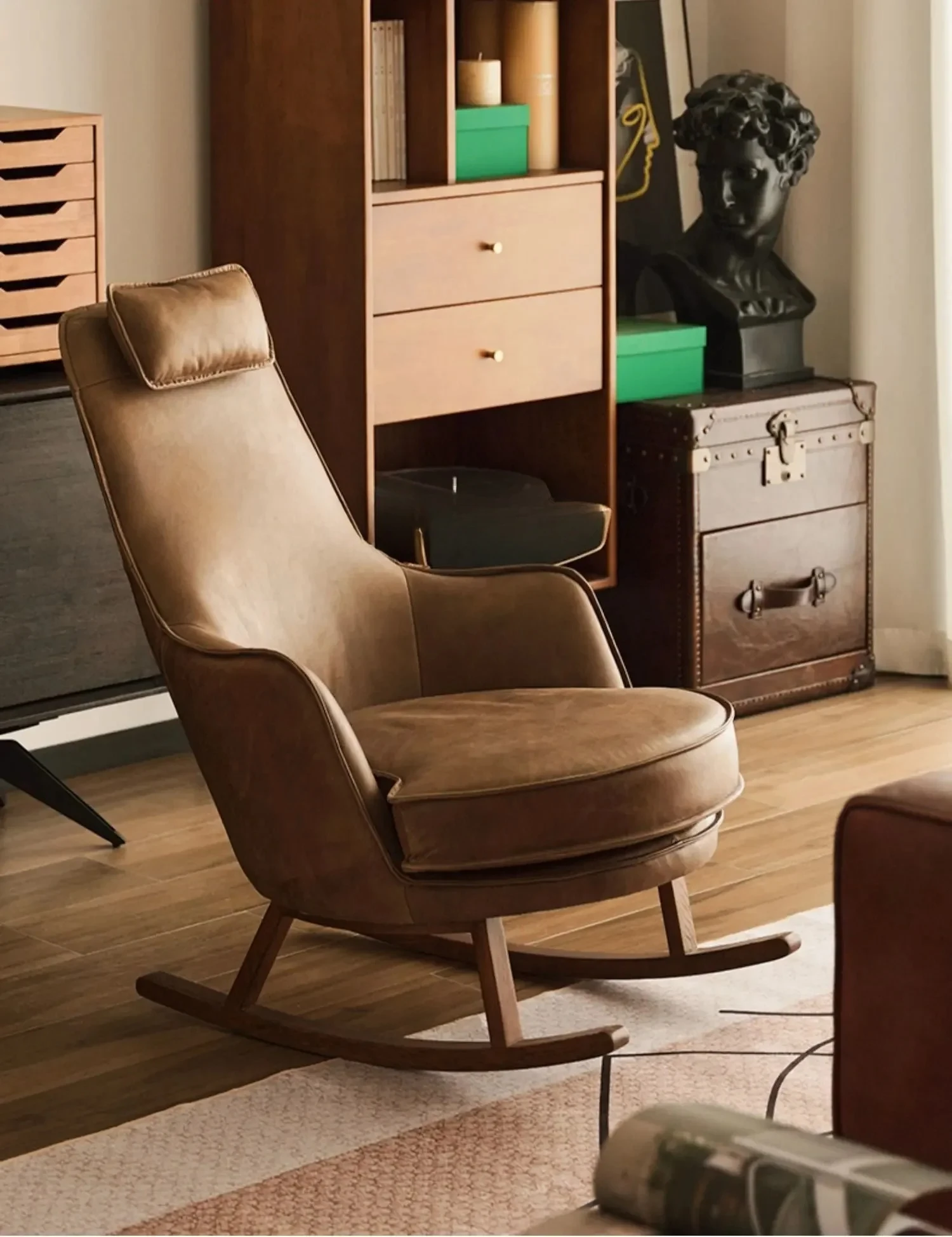 

x1Retro Top Layer Leather Leisure Chair Rocking Chair Recliner First Layer Cowhide Living Room Lounge Sofa Chair