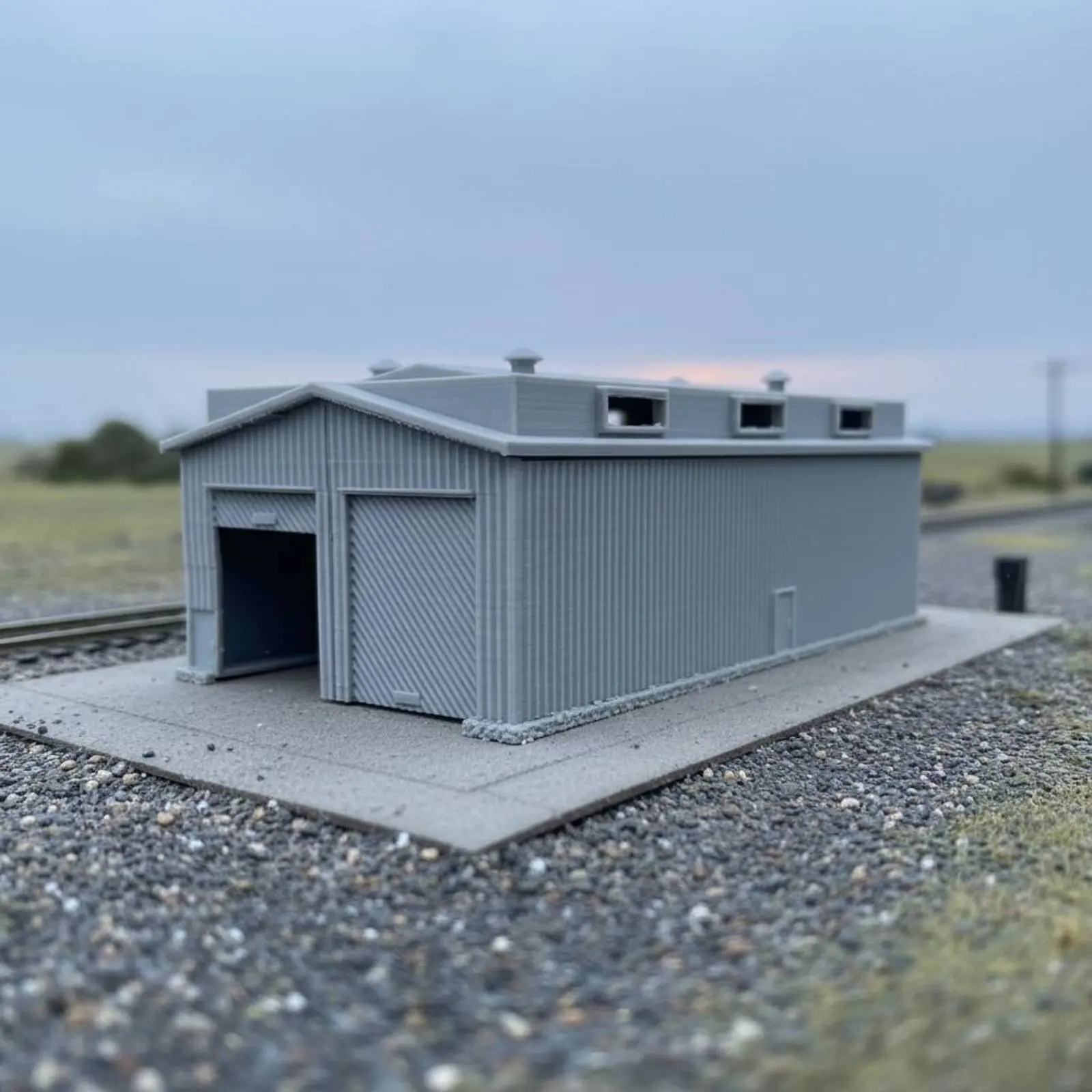 1/160 Railroad Shed Scenery N Scale Train Depot Miniature Rail Warehouse Display Scene Piece Locomotive Depot Model