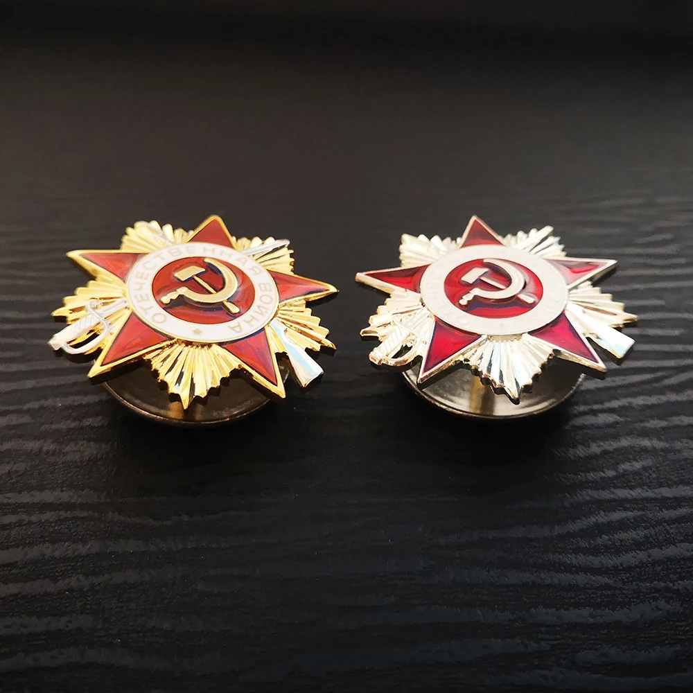 Two Color Russia USSR Badge Lapel Pins  4.5cm Vintage Antique Classics Retro Metal Badge Souvenir Collection The Patriotic