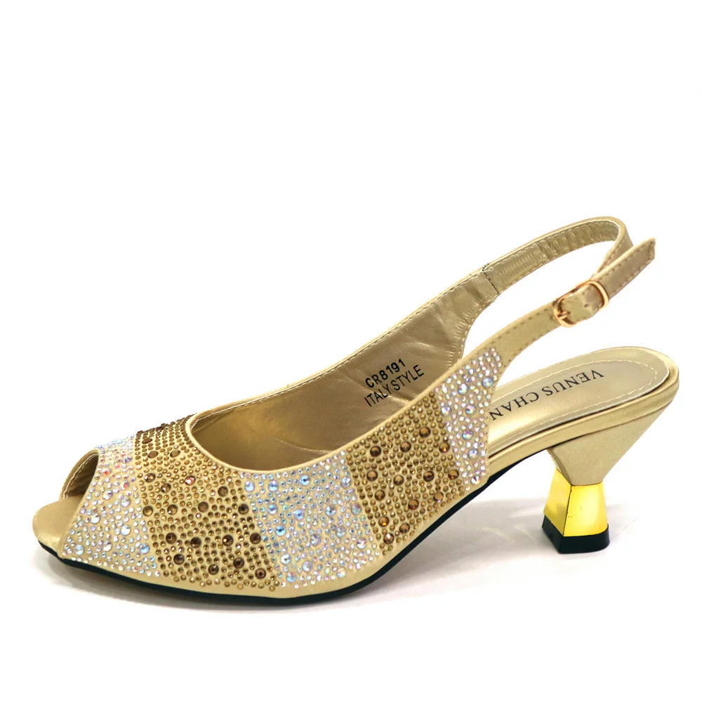 High Quality Women's Pumps And Bag New Italian design Gold Satin Fish Billed Toe High Heels Fine Rhinestone Decoration