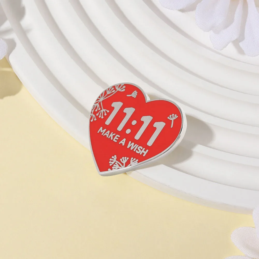 Glücksbringer 11:11 Wunsch-Herz Emaille-Pin Minimalistisches Blumen-Abzeichen Positive Energie Brosche Kleidungs-Accessoire Geschenk für Freunde – Detail 12