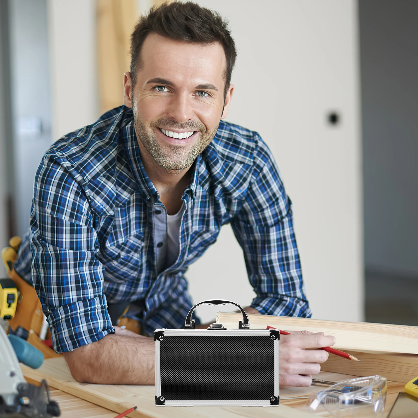 

Large Capacity Aluminum Alloy Tool Box Reinforced Handle Durable Storage Case For Hardware Accessories Jewelry Portable Metal