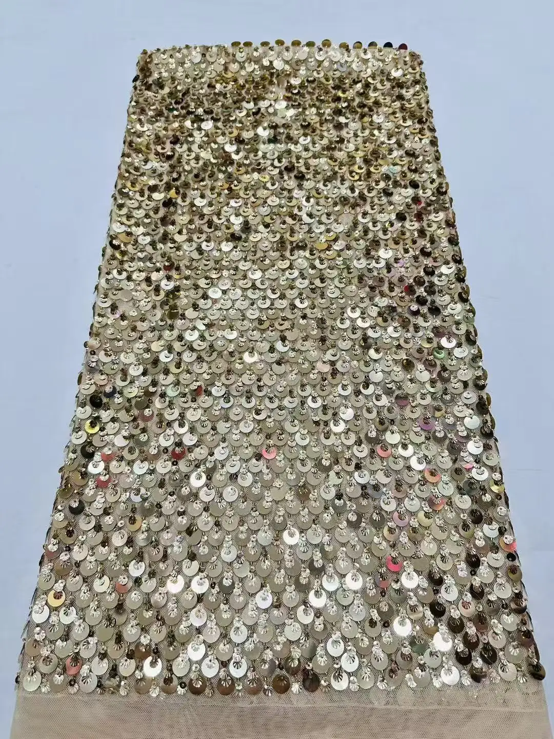 

Роскошное изысканное кружево из бисера в африканском стиле, новинка 2026 года, высокое качество, 5 ярдов, ткань ручной работы с блестками, Нигерия для шитья вечерних платьев