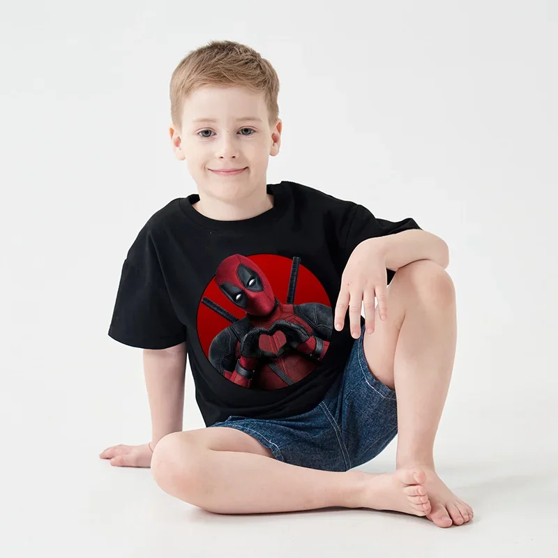 

Черная футболка «Дэдпул и Росомаха», летняя поп-одежда, свободная одежда с круглым вырезом из мультфильма «Марвелс», персонаж фильма, детский подарок на день рождения