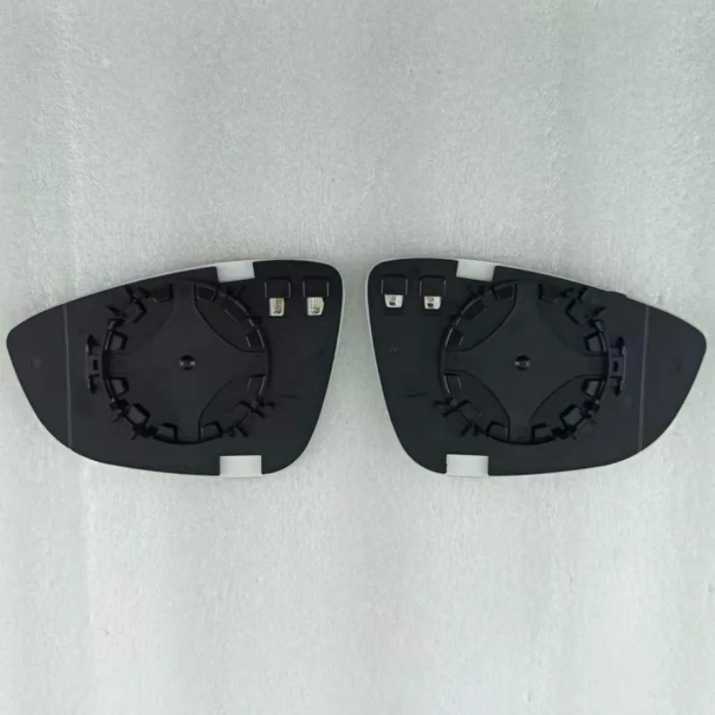 For Volkswagen Vw Jetta MK6 Sagitta Magotan B7 Passat CC and Cyccus Weiling Bora (Europe Version) Car Side Heated Mirror Glass