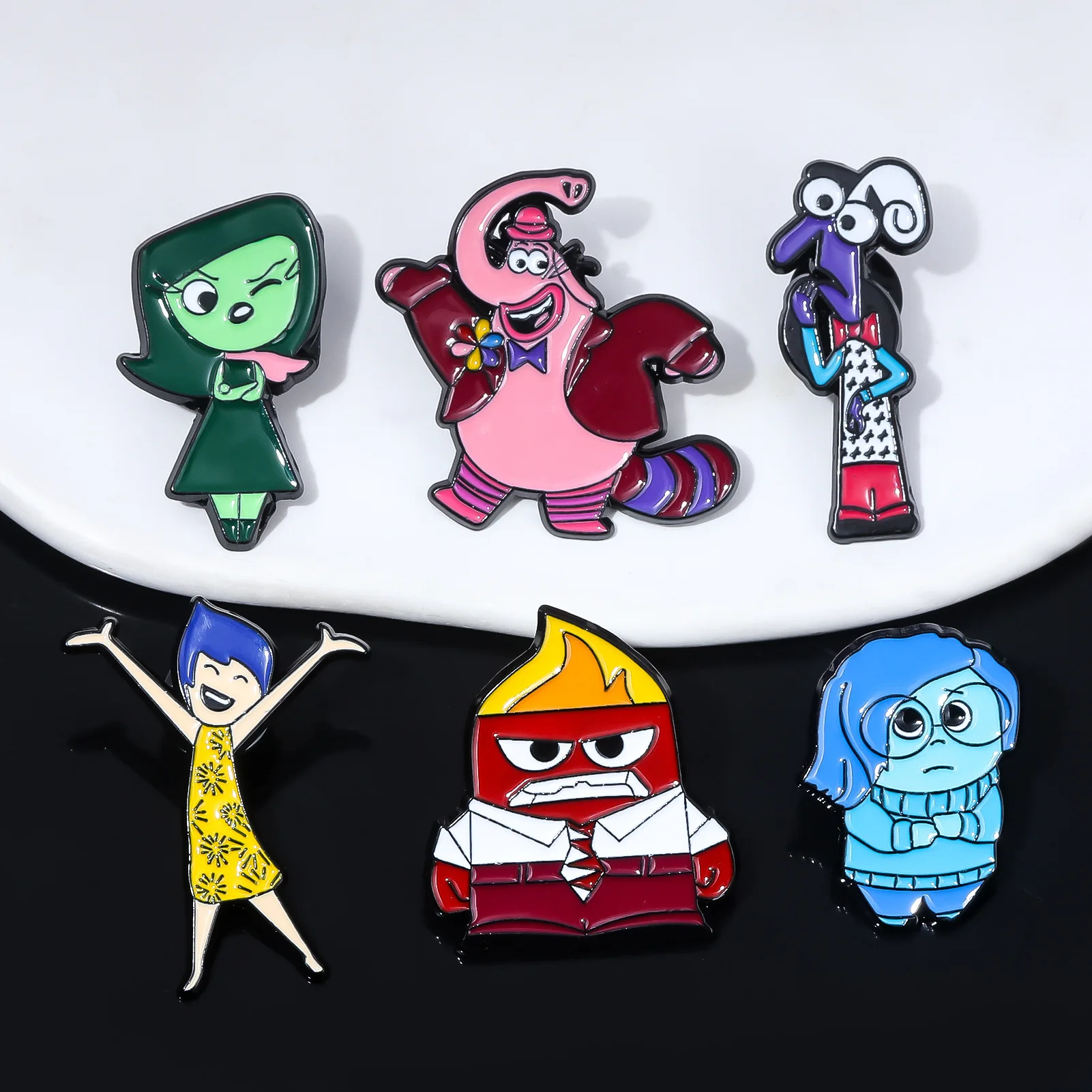 أنيمي Lnside خارج 2 بروش الفرح الغضب الحزن والفرح الكرتون لطيف شخصية شارة معدنية حقيبة نسائية مجوهرات اكسسوارات هدية