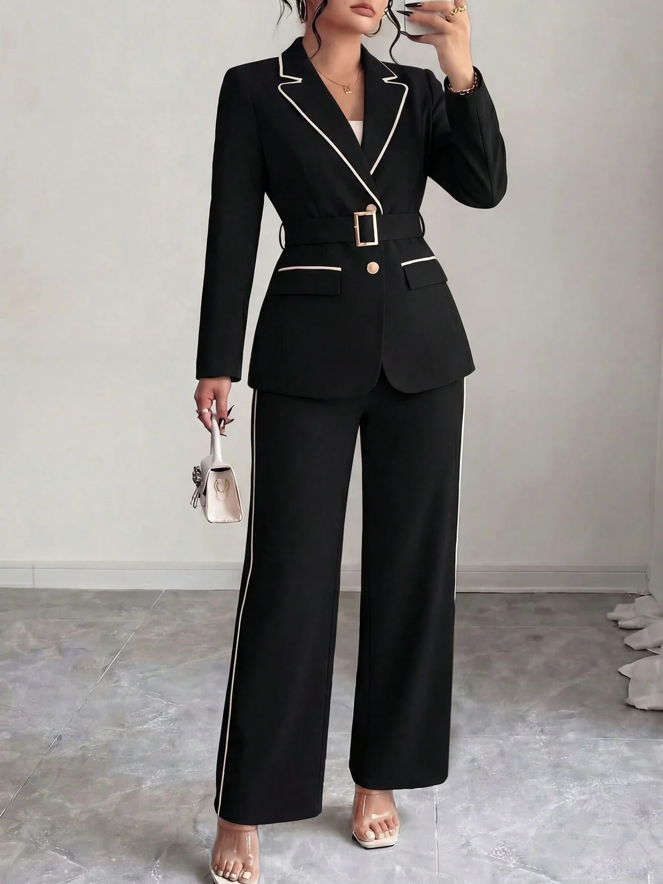 

Elegant Black Blazer And Straight Leg Pants Suit For Women Business Commute