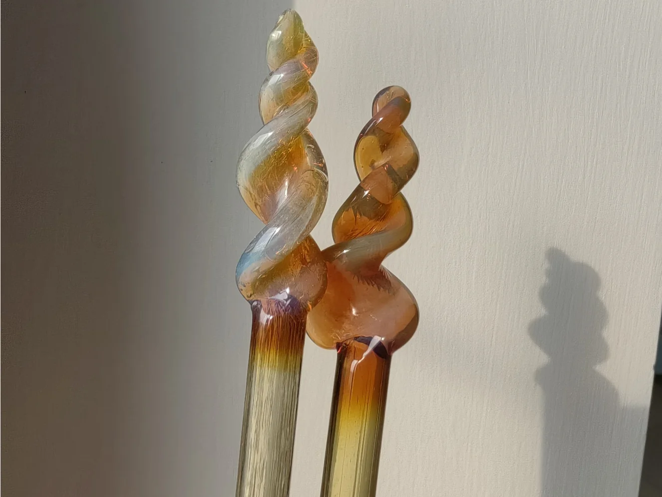 Domestic high borosilicate glass color-changing stick, experimental color flame mist, amber & reddish purple