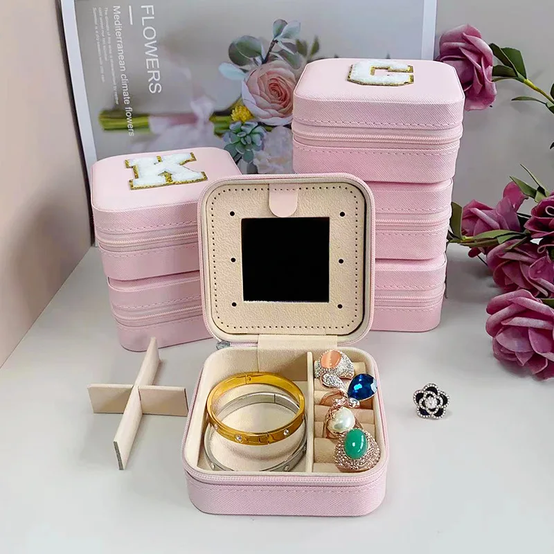 Caja organizadora de joyas con letras, organizador creativo portátil para anillo, collar, pendientes, bolsa de almacenamiento con cremallera, Mini