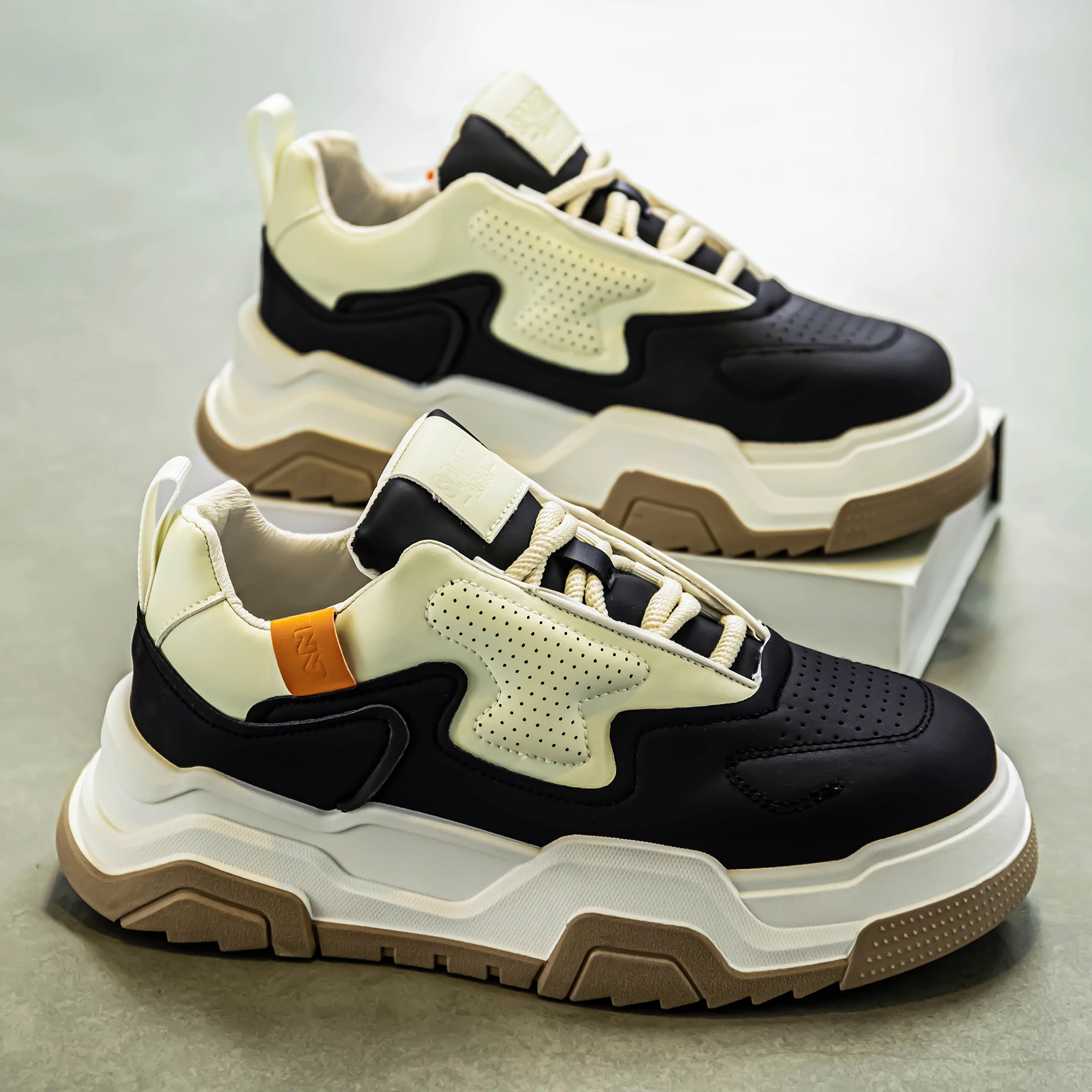 

Мужские повседневные кроссовки на толстой подошве с эффектом увеличения роста, низкие, на шнуровке, с износостойкой подошвой, удобные, нескользящие, для ходьбы