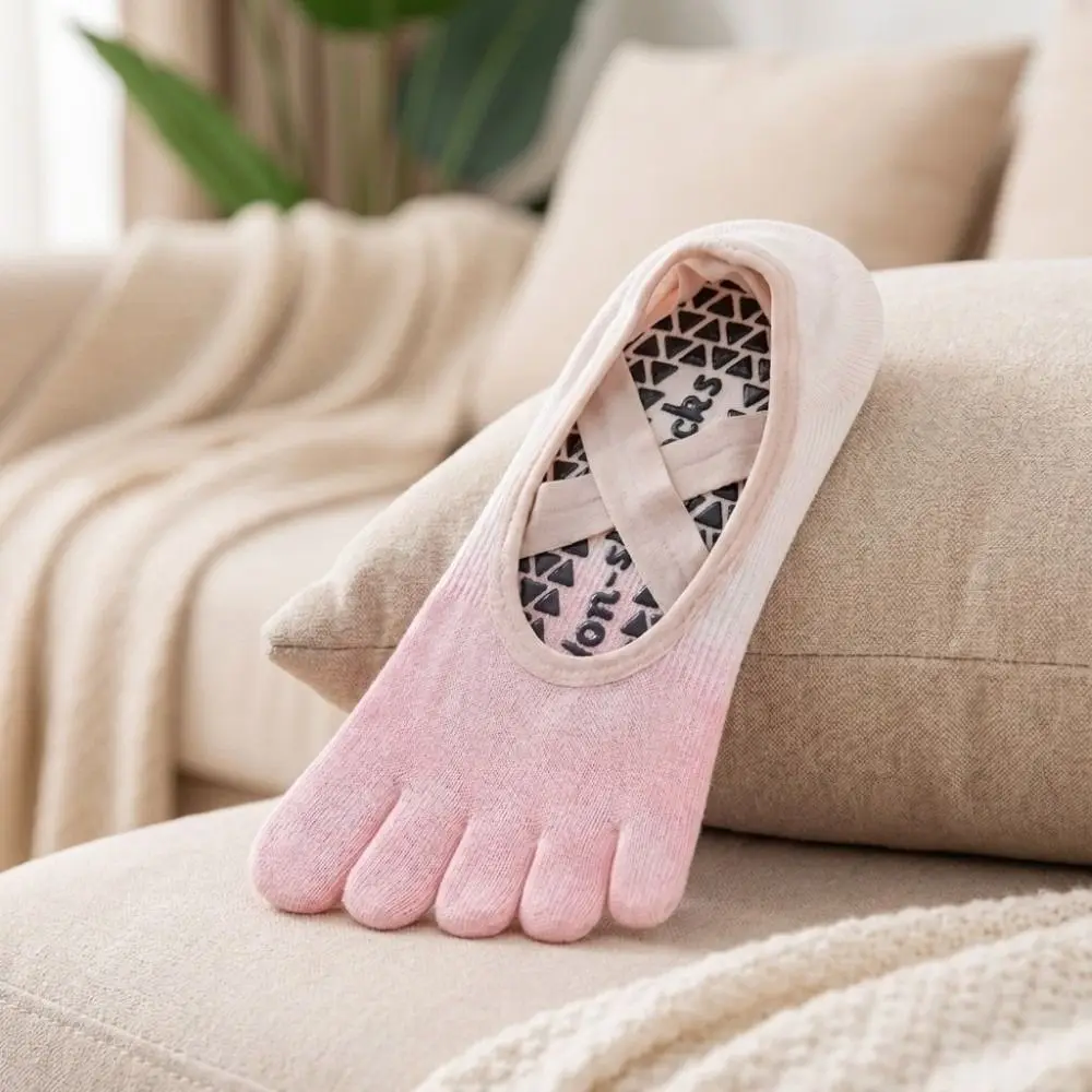 Anti-Slip Sports Five Finger Socks Gradient Color Breathable Women Yoga Socks Thin Low-Cut Yoga Short Hosiery Fitness