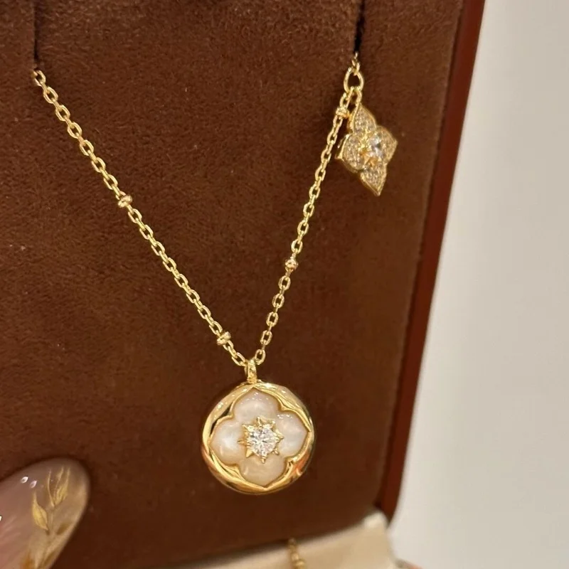 

Classic Fashion Flower Crystal Pendant Necklace for Women 2025 New Stainless Steel Jewelry Necklace Anniversary Gift