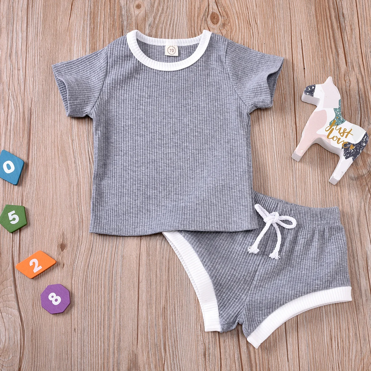 

0-3Yrs Baby Boy Girl Clothes Sets Summer Newborn Baby Girl Clothing Short Sleeve Tops + Shorts Outfits Casual Baby 2Pcs Set