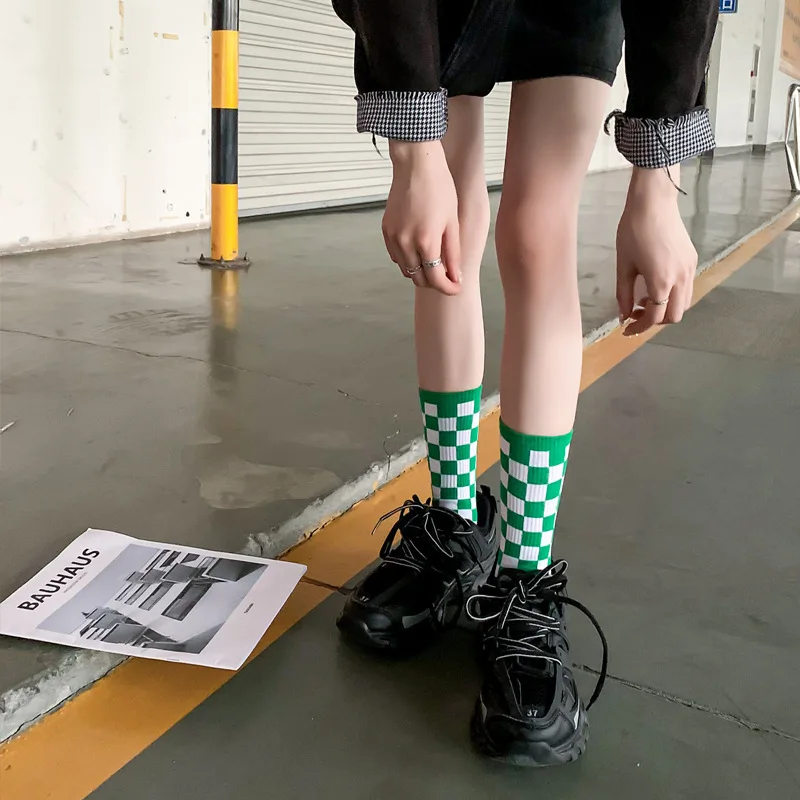 

8Pcs Sock Leisure Athletic Sports Crew Dress Ladies Summer Versatile Stockings Autumn Winter hip-hop Street Skateboarding B2W60