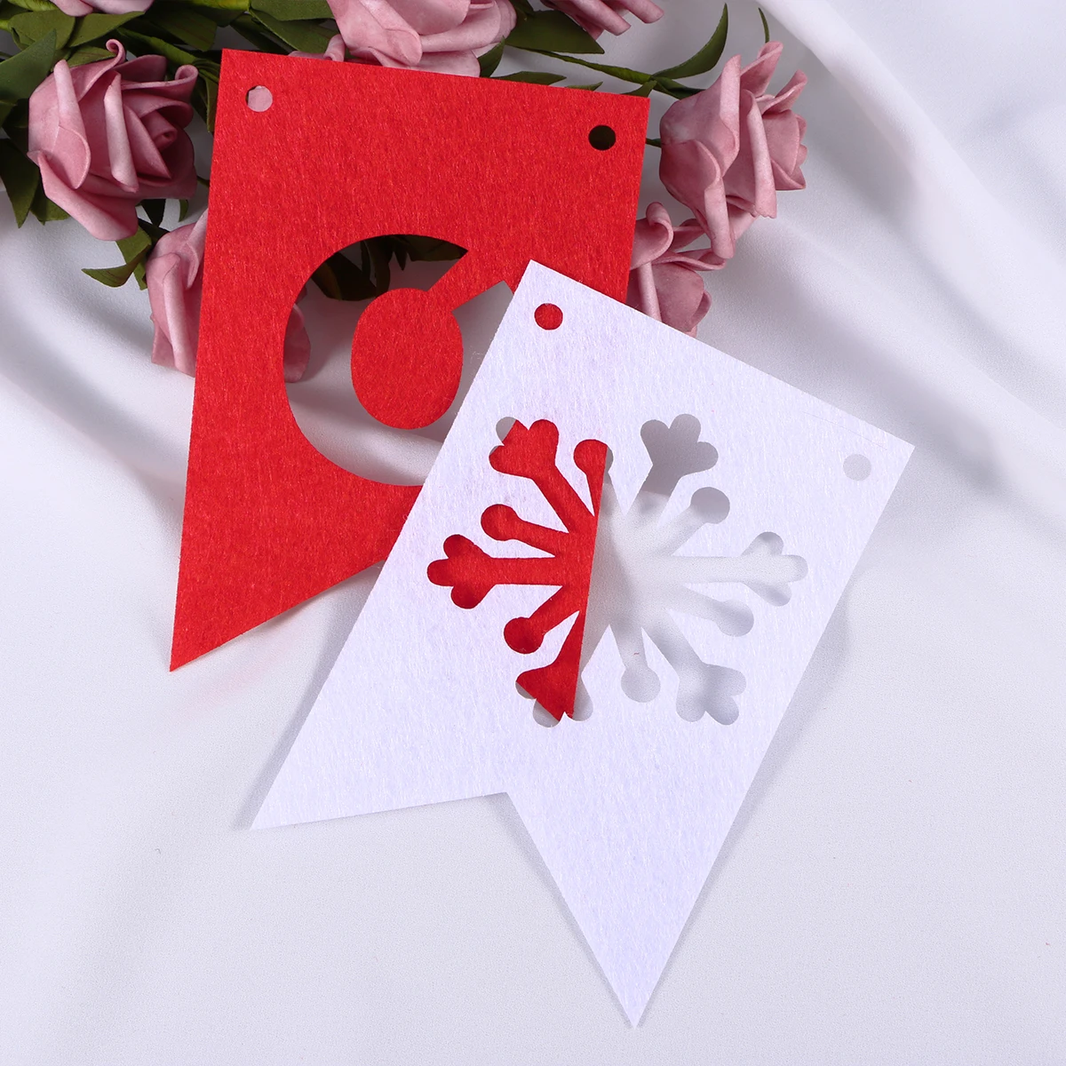 

Snowflake Bunting Non-Woven Fabric Christmas Decorations Vivid Color Indoor Outdoor Party Banner For Home Garden