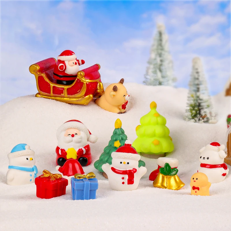 Creative Fashion Christmas Snowman Santa Miniatures Figures Cute Cartoon Micro Ornaments DIY Home Decoration Accessories Gifts