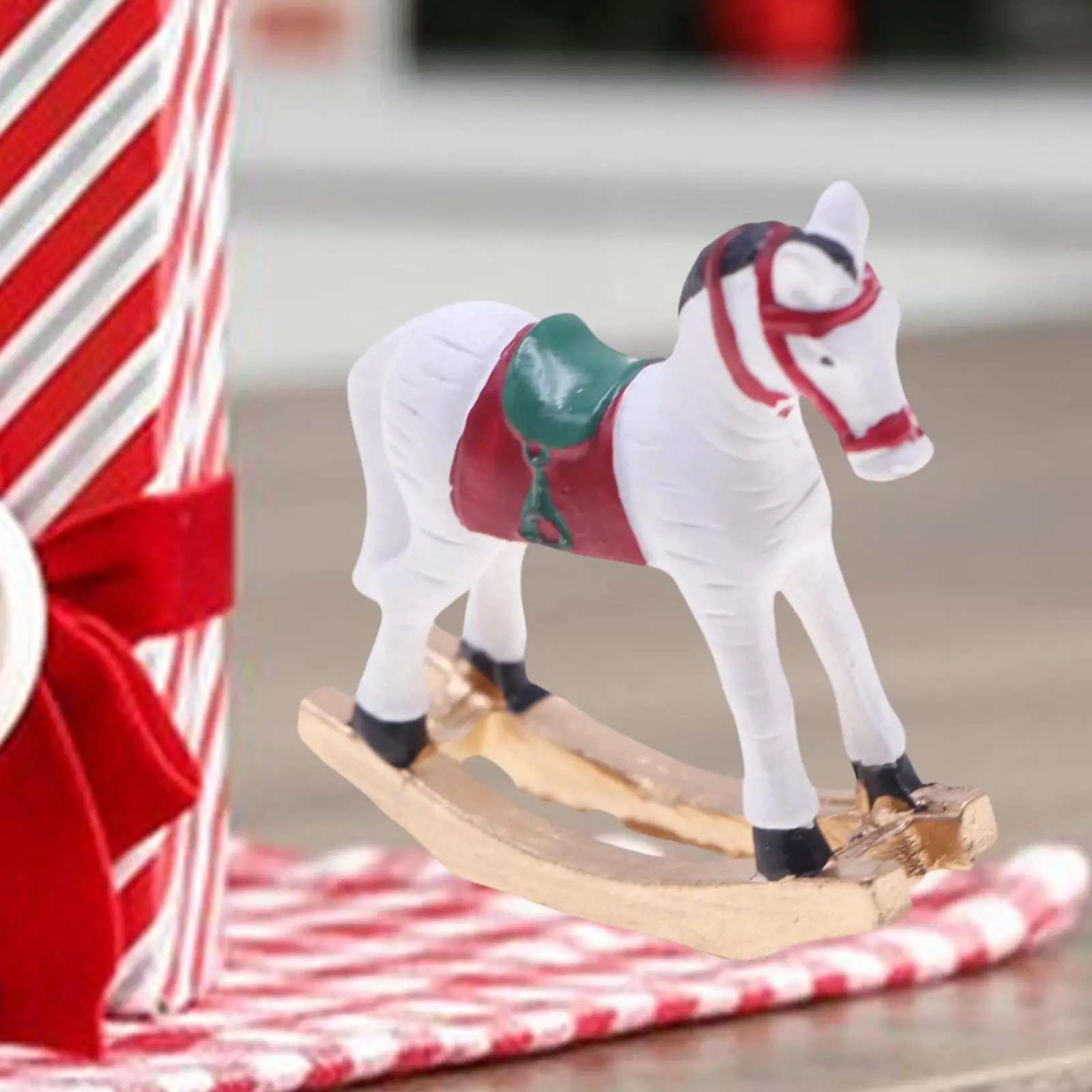 Dollhouse Rocking Horse,Cute Cockhorse Sculpture,Accessory,Christmas Decoration Accessories Dollhouse Furniture Decoration