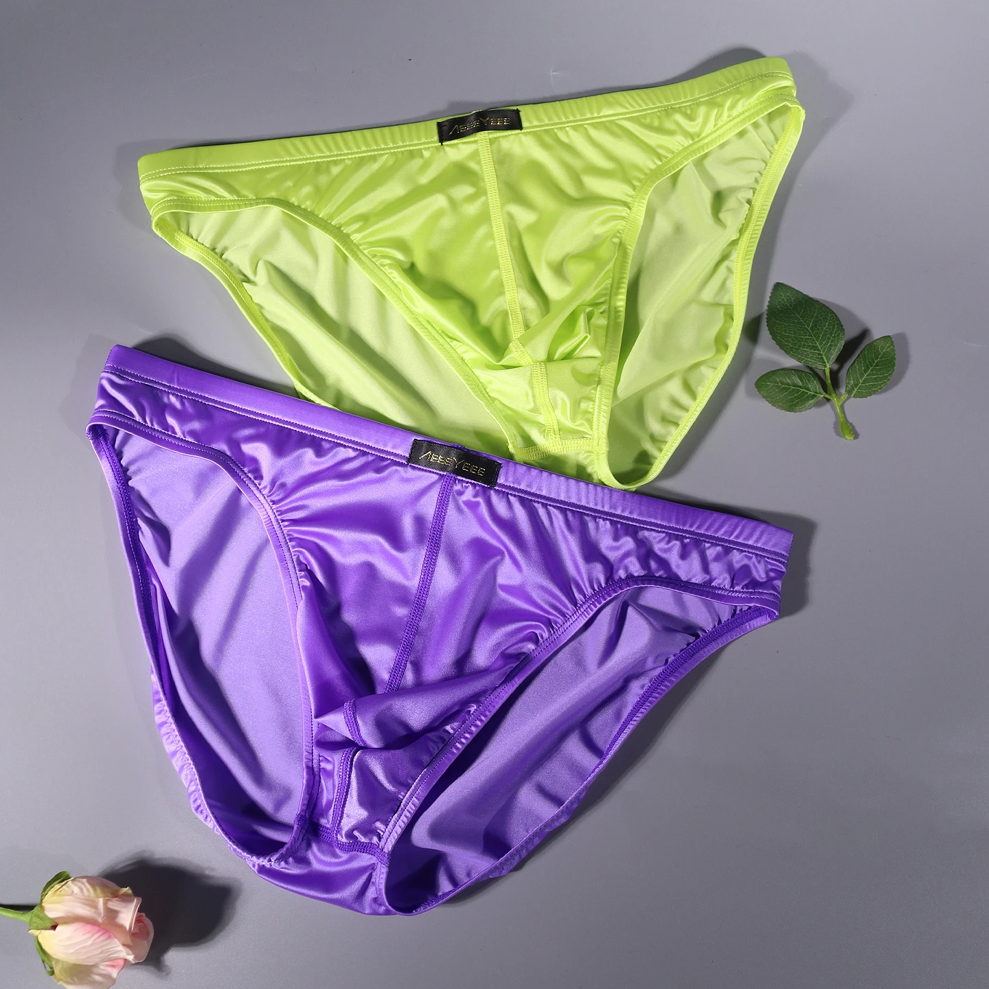Celana Dalam Pria Bahan Sutra Es Sensual Lembut Seperti Sutra Ultra Tipis Bernapas Berkilau Satin Model Low-Rise U-Cut