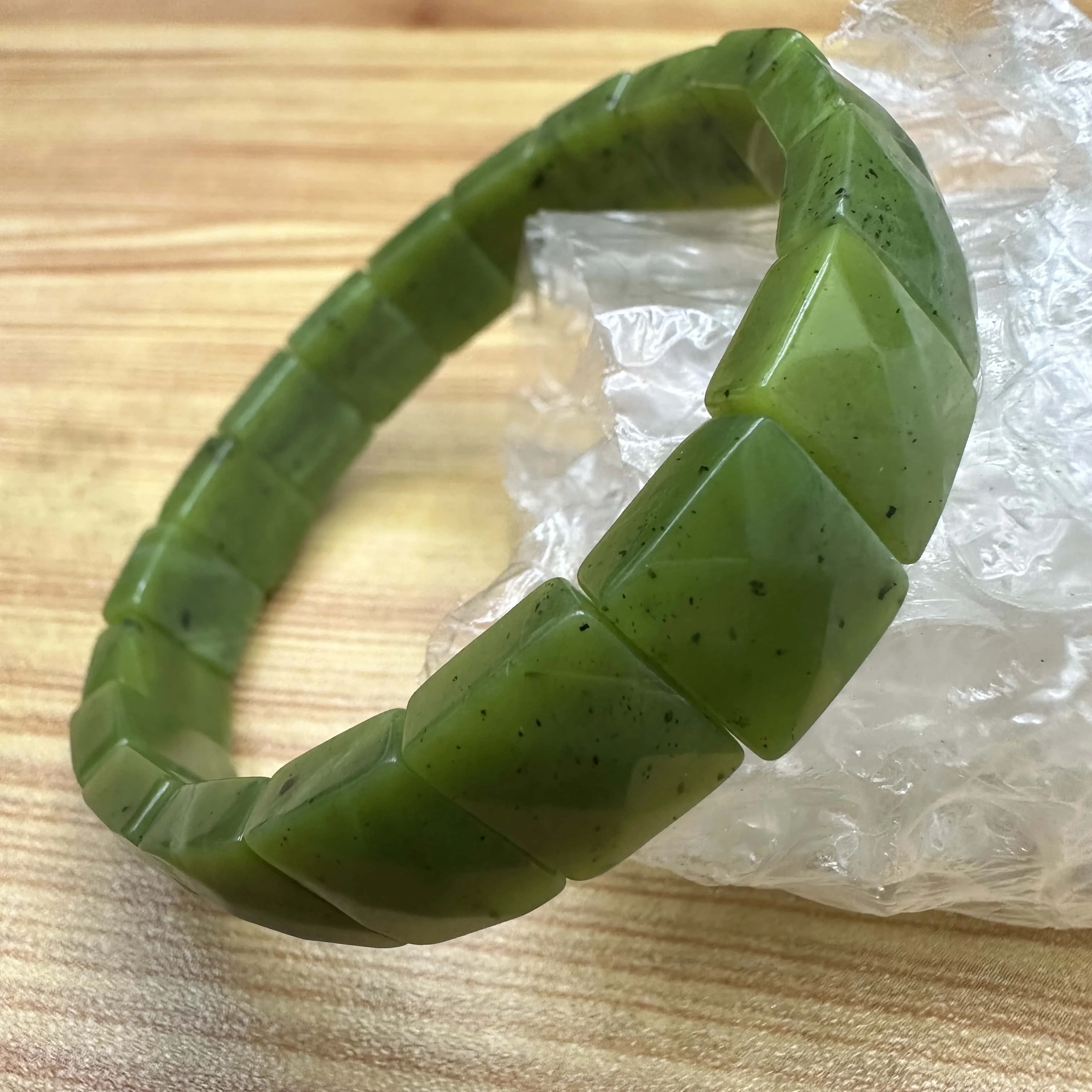 Natural Nephrite /canadian Jade Stone Bracelet Beads Jewelry energy magnetic Fashion Crystal accessory for Women men Party Gift