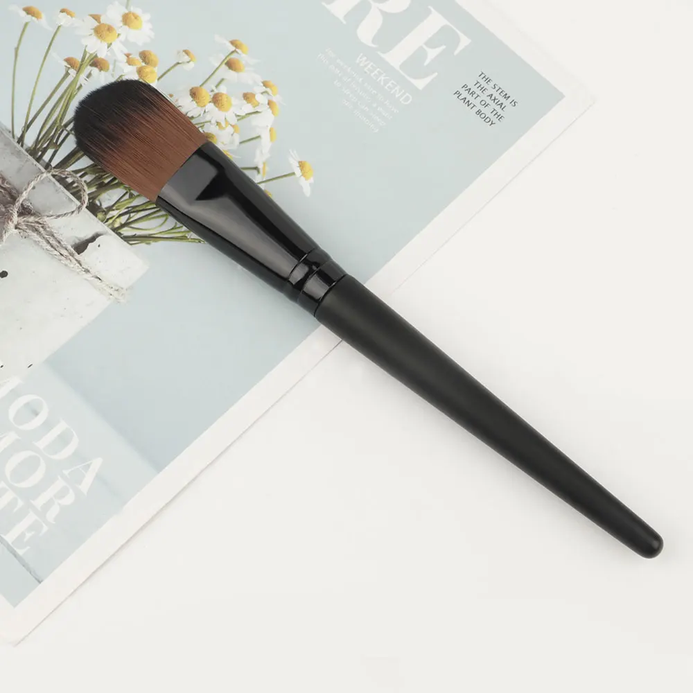 1Pcs Foundation Brush Makeup Brush Premium Soft Contour Brush For Blending Liquid, Cream, Facial Mask Cosmetic Makeup Tool
