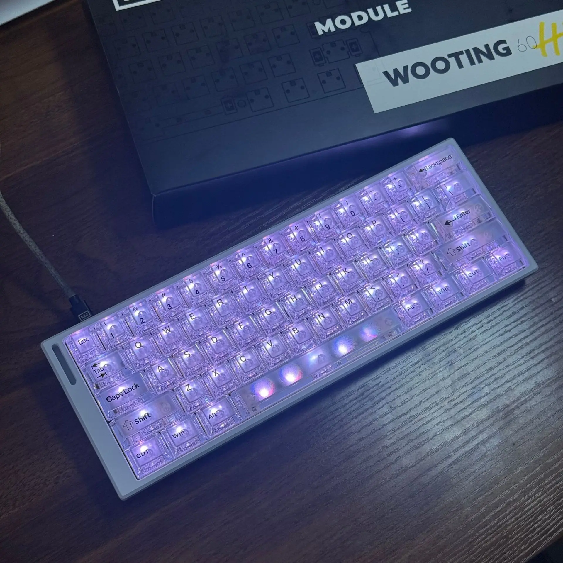 Fog-transparent white PC keycap pad printing black characters Original light-transmitting adaptation wooting Meijia Lion Mai