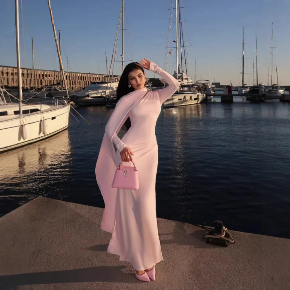 우아한 시스루 케이프 롱 슬리브 맥시 드레스 - 슬림 핏 파스텔 핑크 포멀 이브닝 요트 파티 드레스