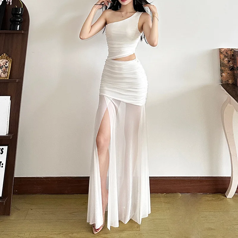 

Лето 2023, новая женская одежда, прозрачное сетчатое платье на одно плечо с высоким разрезом, облегающее платье с запахом на бедрах, европейский и американский стиль