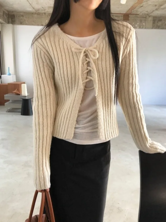 

Корейский облегающий вязаный топ с поясом, женский весенний 2026, новый открытый кардиган Faion Ele, повседневный утягивающий универсальный